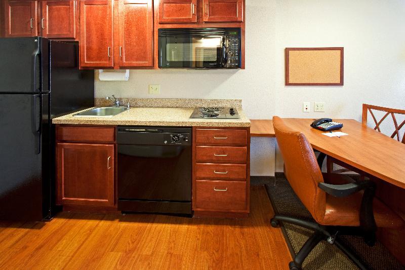 Candlewood Suites Fort Lauderdale Airport-Cruise By Ihg Экстерьер фото